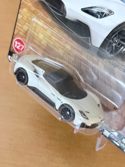 Hot Wheels Maserati MC20 Boulevard #127 Premium Diecast