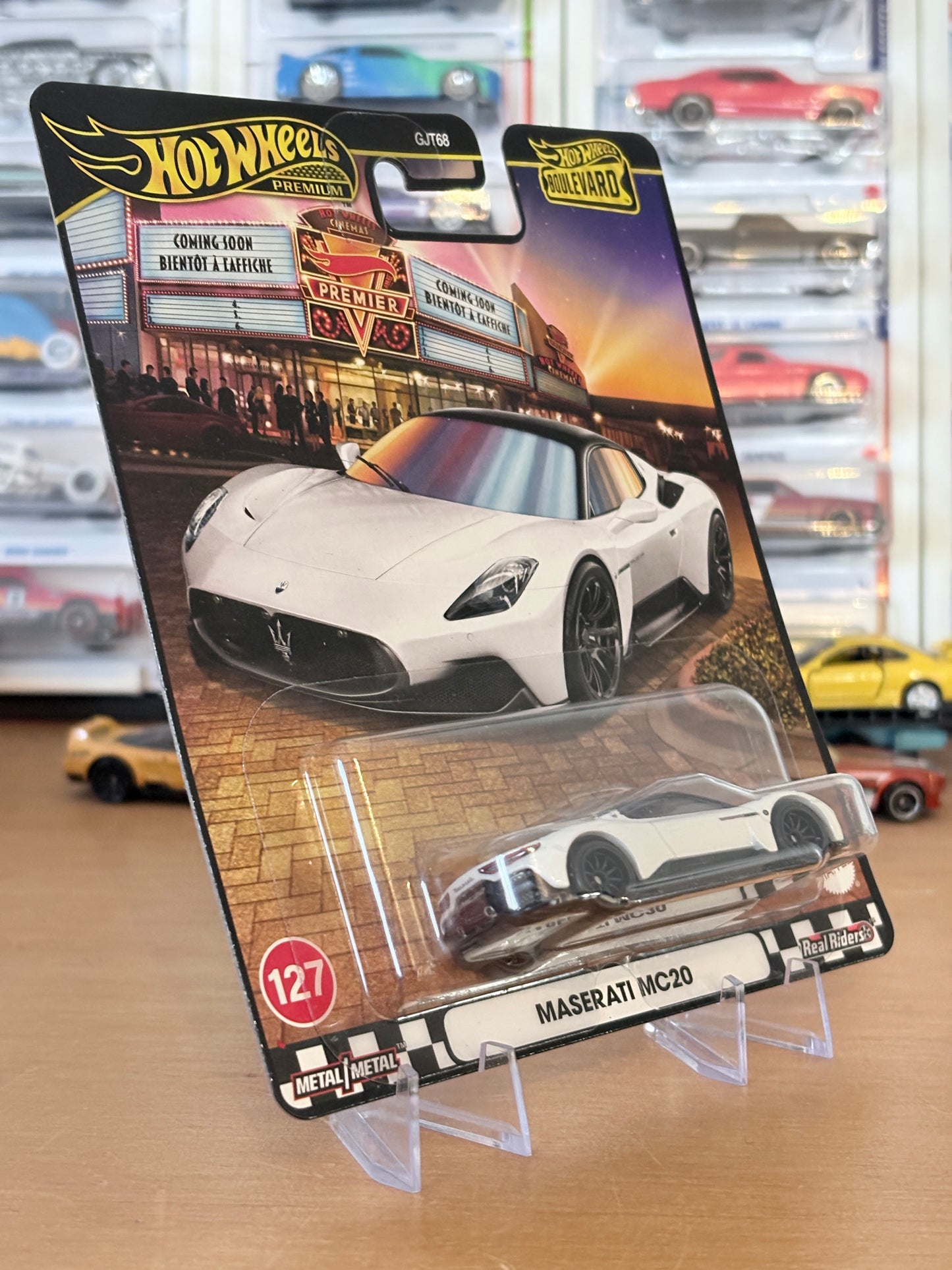 Hot Wheels Maserati MC20 Boulevard #127 Premium Diecast