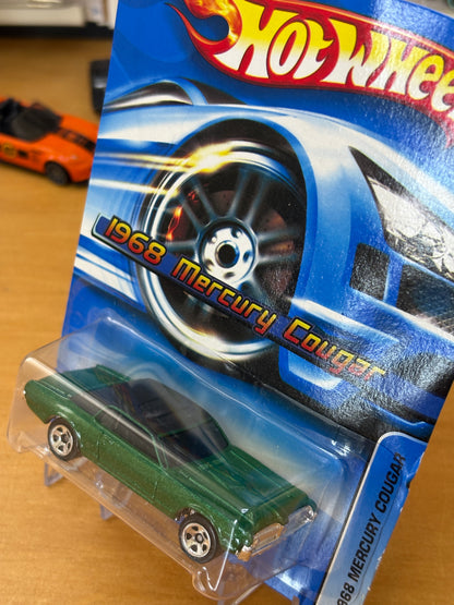 Hot Wheels Mainline / 1968 Mercury Cougar / 2006 182 (J3478)