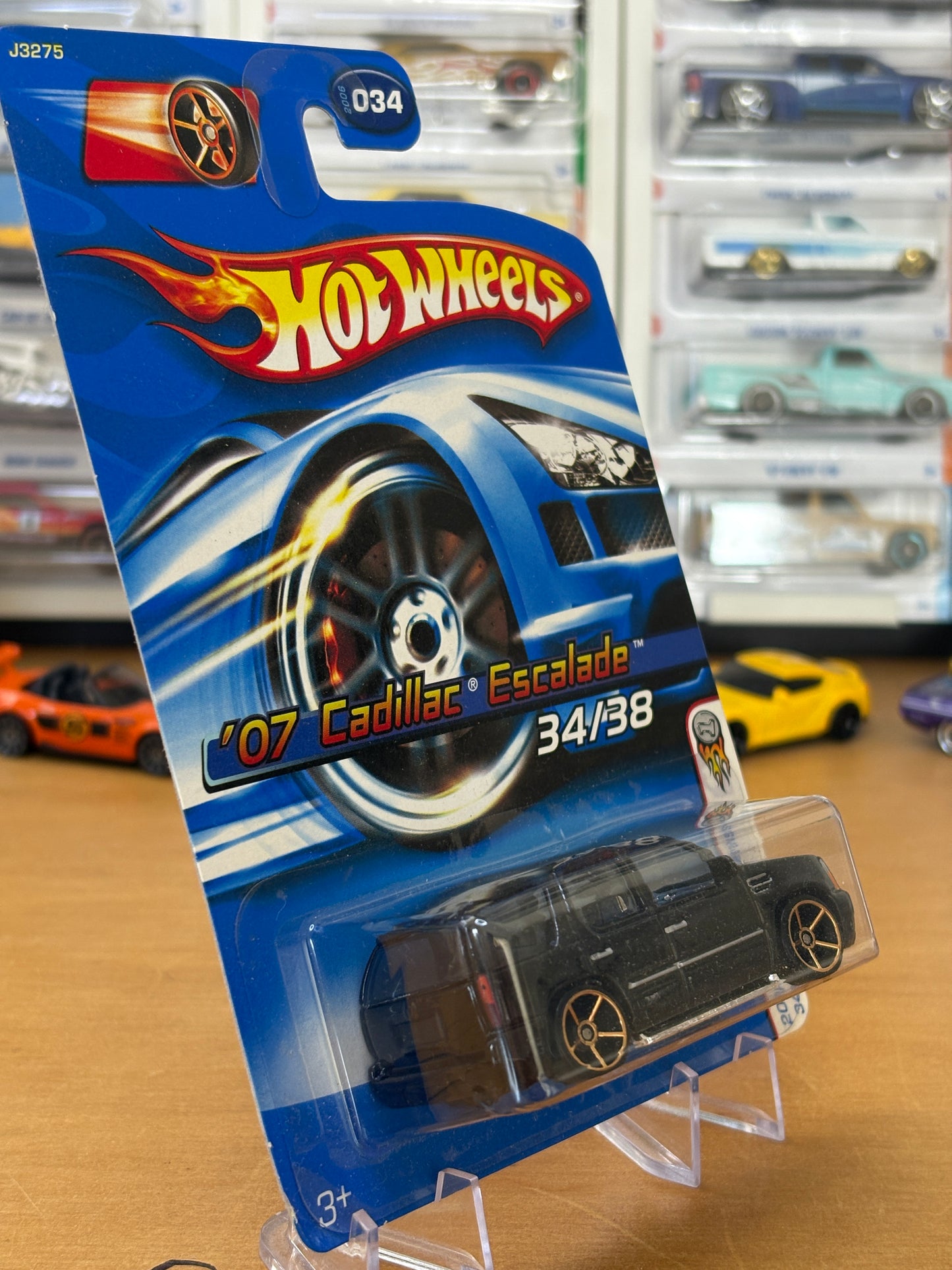 Hot Wheels Mainline / '07 Cadillac Escalade / 2006 First Editions 34/38