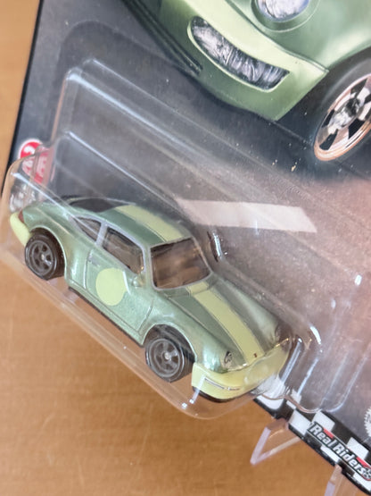 Hot Wheels Porsche 964 Boulevard #28 Premium Diecast