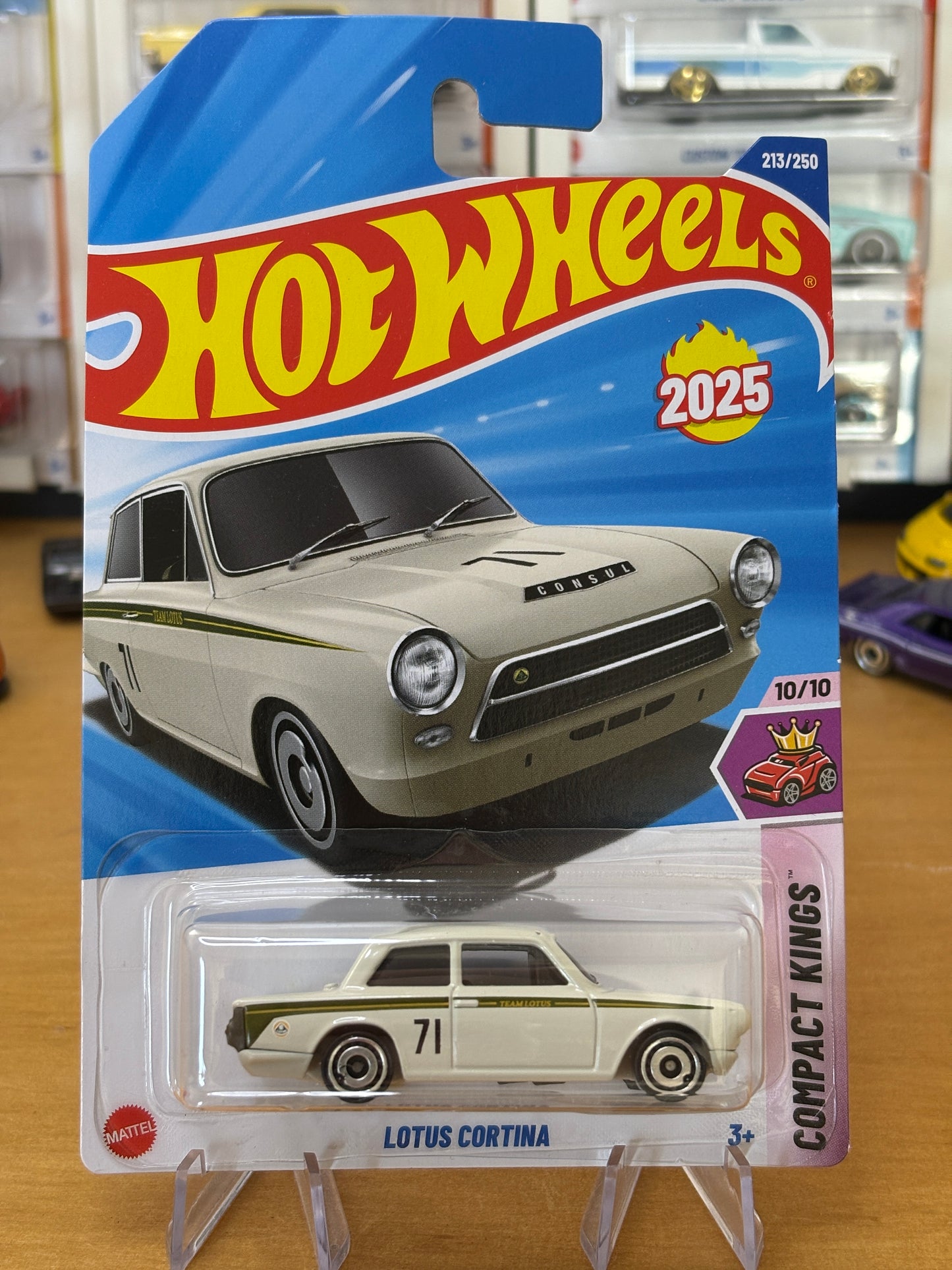 Hot Wheels Mainline / Lotus Cortina / 2025 Compact Kings 10/10