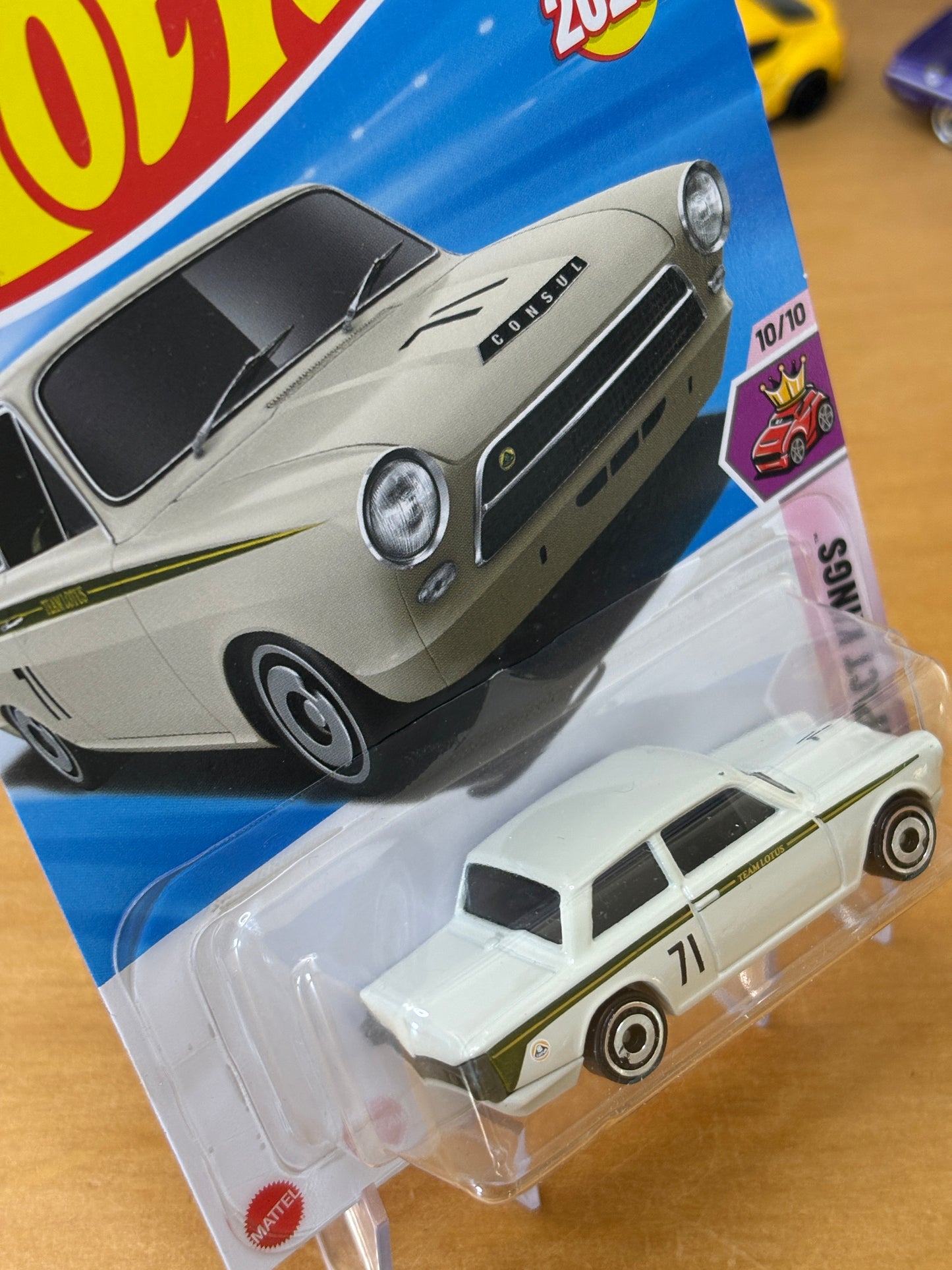 Hot Wheels Mainline / Lotus Cortina / 2025 Compact Kings 10/10