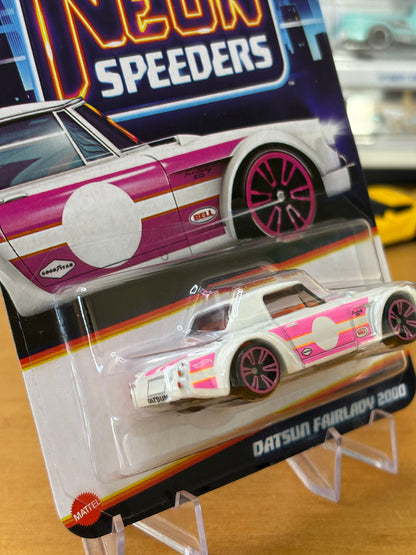 Hot Wheels Neon Speeders / Datsun Fairlady 2000 / 2025 Mix 2 5/8
