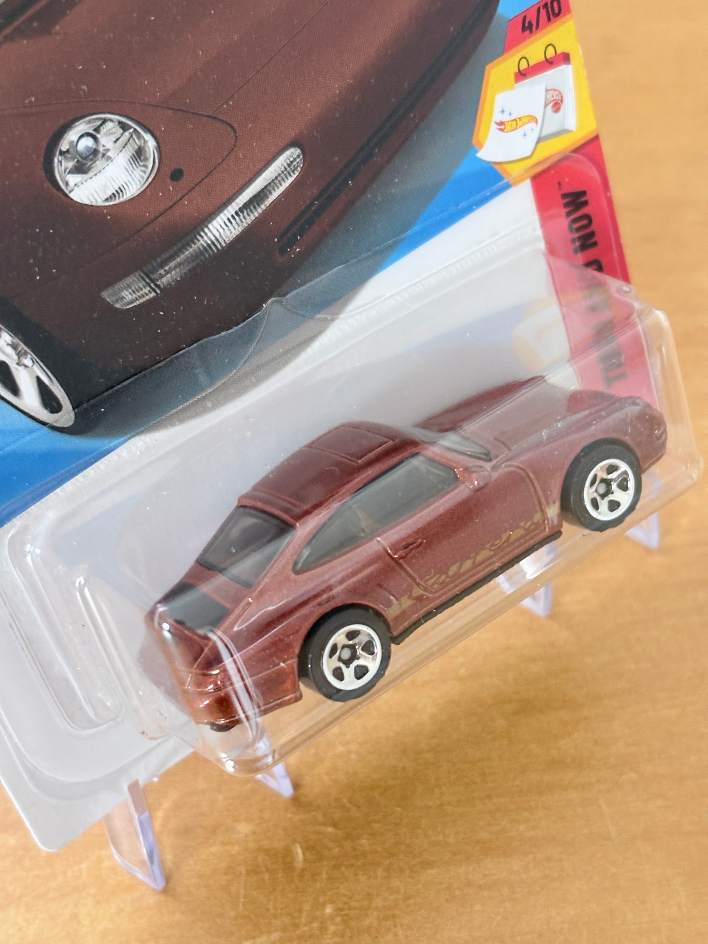 Hot Wheels '96 Porsche Carrera | 2026 Then And Now 4/10 Mainline