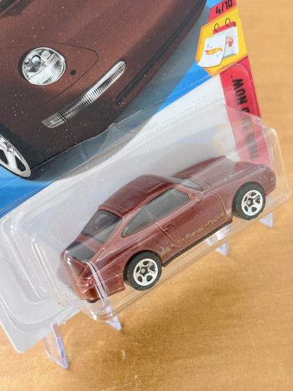 Hot Wheels '96 Porsche Carrera | 2026 Then And Now 4/10 Mainline