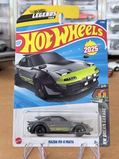 Hot Wheels Mazda MX-5 Miata | 2025 HW Dream Garage 2/5 Mainline