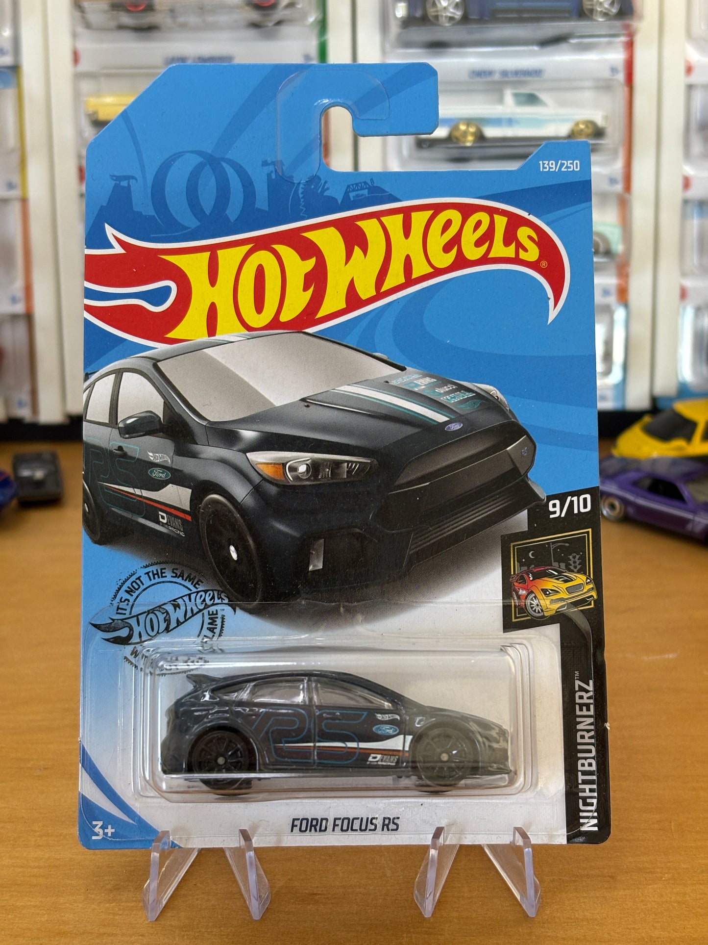 Hot Wheels Mainline / Ford Focus RS / 2019 Night Burners 9/10