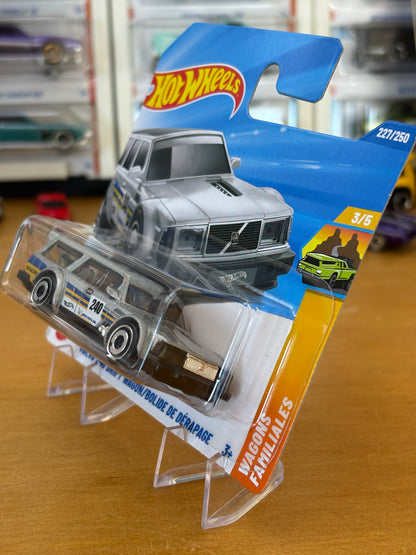 Hot Wheels Mainline / Volvo 240 Drift Wagon / 2025 Wagons 3/5 Short Card