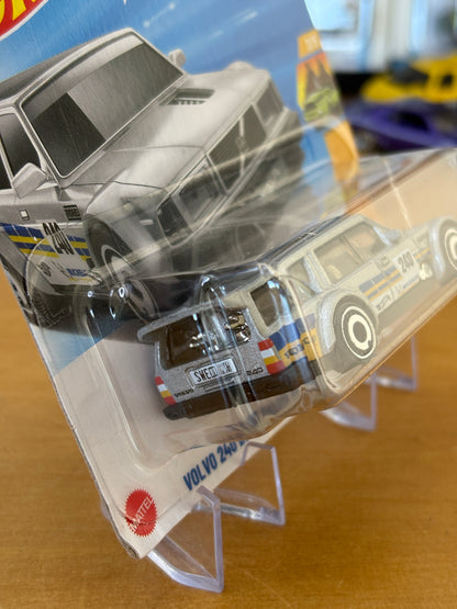 Hot Wheels Mainline / Volvo 240 Drift Wagon / 2025 Wagons 3/5 Short Card