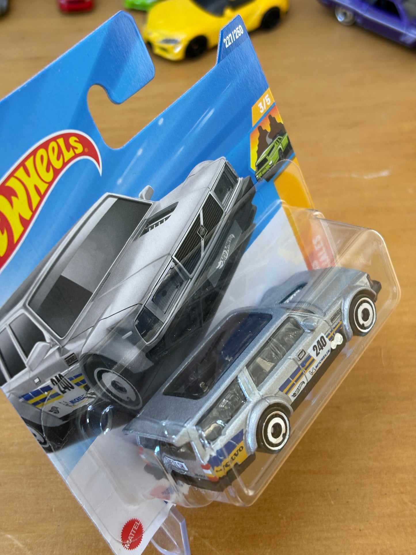 Hot Wheels Mainline / Volvo 240 Drift Wagon / 2025 Wagons 3/5 Short Card