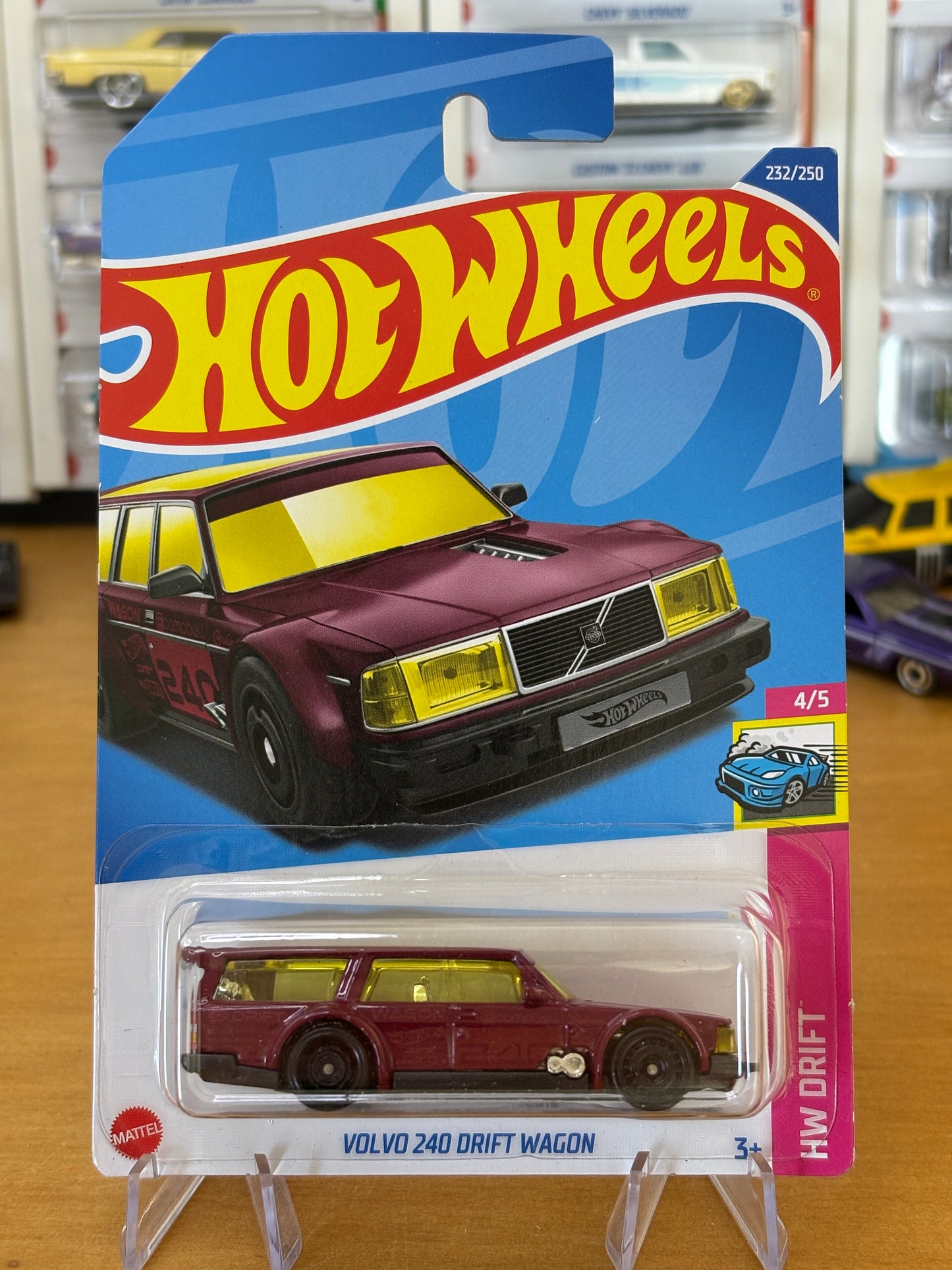 Hot Wheels Mainline / Volvo 240 Drift Wagon / 2020 HW Drift 4/5