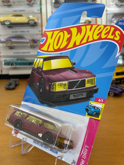 Hot Wheels Mainline / Volvo 240 Drift Wagon / 2020 HW Drift 4/5