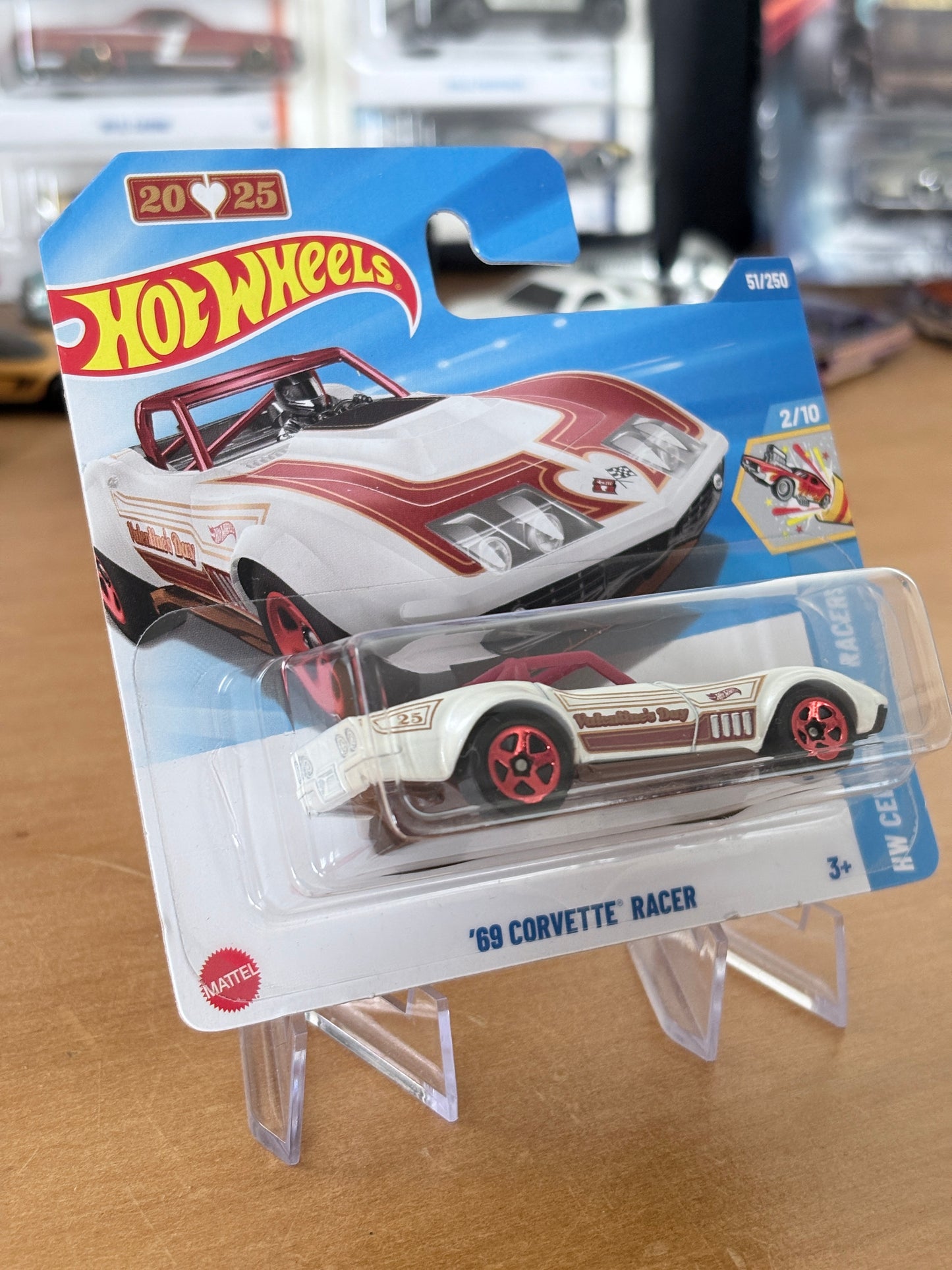 Hot Wheels '69 Corvette Racer | 2025 Celebration Racers 2/10 Mainline