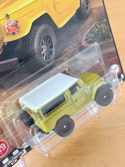 Hot Wheels Toyota Land Cruiser FJ43 Boulevard #119 Premium Diecast