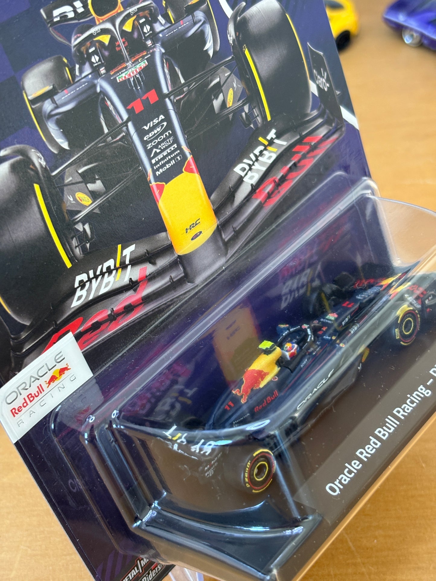 Hot Wheels Premium / Oracle Red Bull Racing - RB20 (#11) / 2025 Formula 1 2024