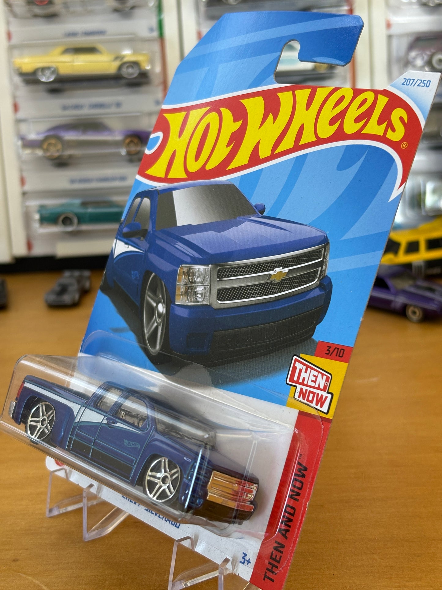 Hot Wheels Mainline / Chevy Silverado / 2024 HW Then and Now 3/10