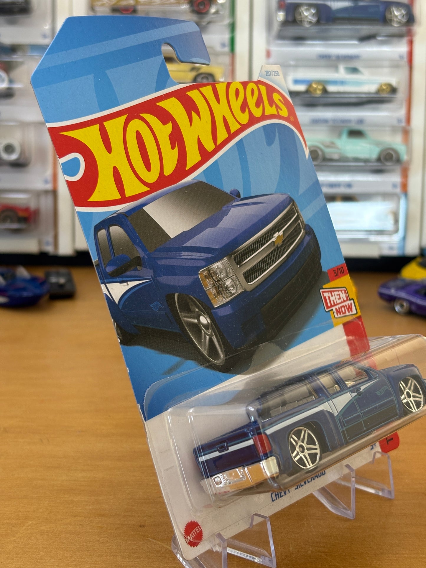 Hot Wheels Mainline / Chevy Silverado / 2024 HW Then and Now 3/10