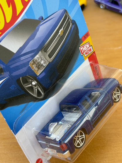 Hot Wheels Mainline / Chevy Silverado / 2024 HW Then and Now 3/10