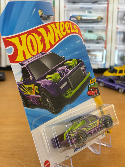 Hot Wheels Mainline / Limited Grip / 2025 Peak Pursuit 6/10