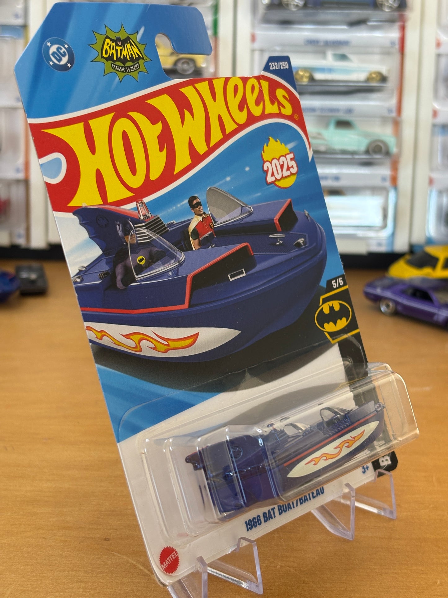 Hot Wheels Mainline / 1966 Bat Boat / 2025 Batman 5/5
