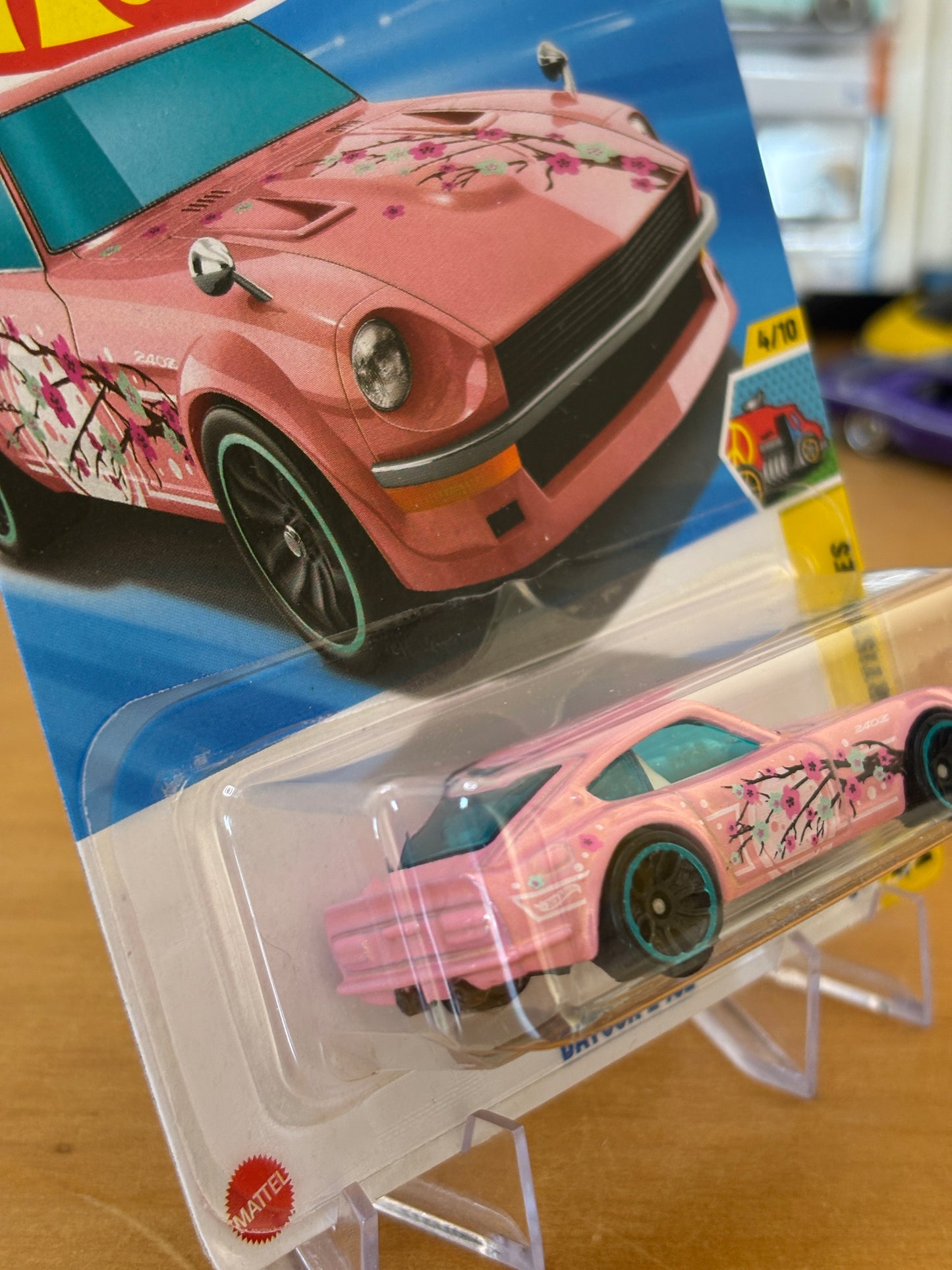 Hot Wheels Mainline / Datsun 240z / 2025 HW: Art Cars 4/10 PINK