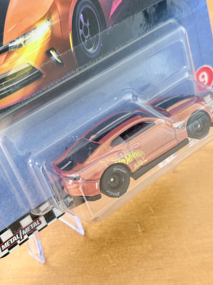 Hot Wheels 2018 Copo Camaro SS Boulevard #09 Premium Diecast