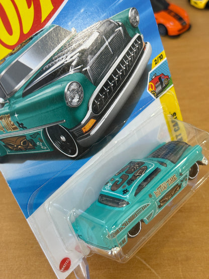 Hot Wheels Mainline / Custom '53 Chevy / 2024 HW Art Cars 2/10