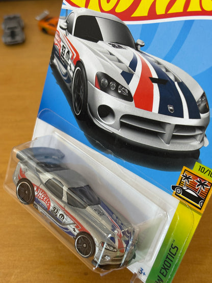 Hot Wheels Mainline / Dodge Viper SRT10 ACR / 2024 HW Exotics 10/10
