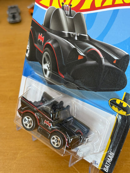 Hot Wheels Mainline / Classic TV Series Batmobile / 2022 Batman 3/5 TOONED