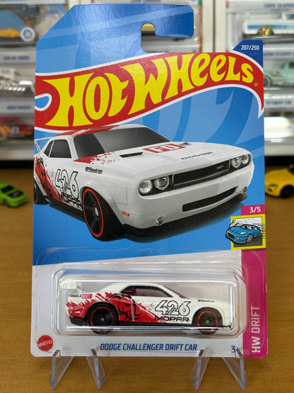 Hot Wheels Mainline / Dodge Challenger Drift Car / 2022 HW Drift 3/5
