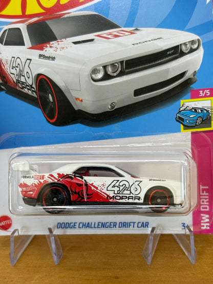 Hot Wheels Mainline / Dodge Challenger Drift Car / 2022 HW Drift 3/5