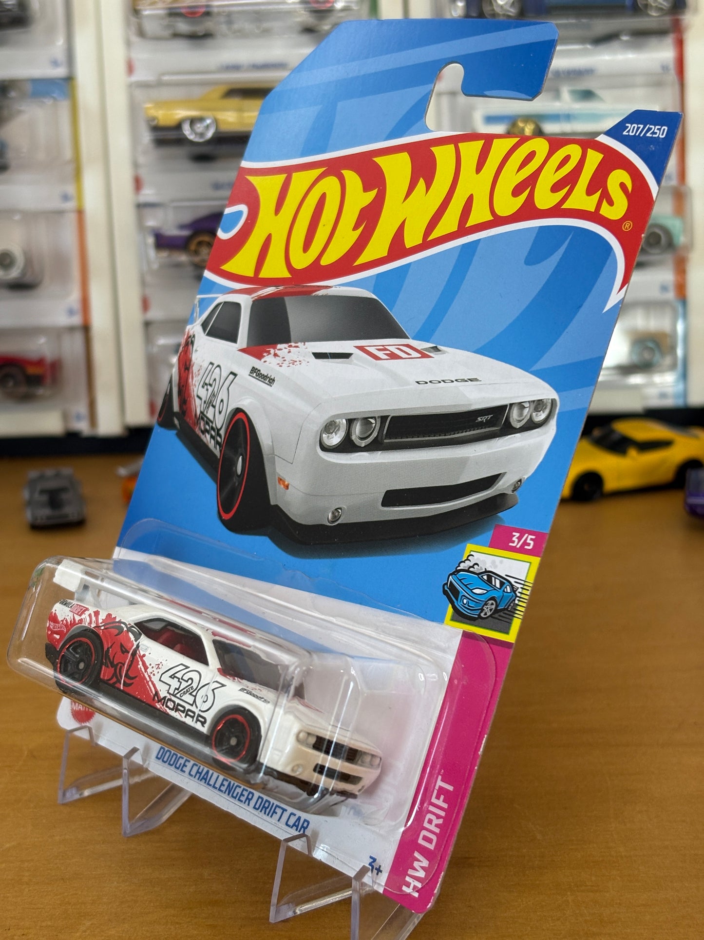 Hot Wheels Mainline / Dodge Challenger Drift Car / 2022 HW Drift 3/5
