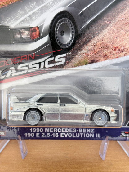 Hot Wheels Mercedes-Benz 190 E 2.5-16 Evolution II | HW Car Culture Modern Classics 2/5