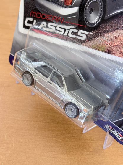 Hot Wheels Mercedes-Benz 190 E 2.5-16 Evolution II | HW Car Culture Modern Classics 2/5