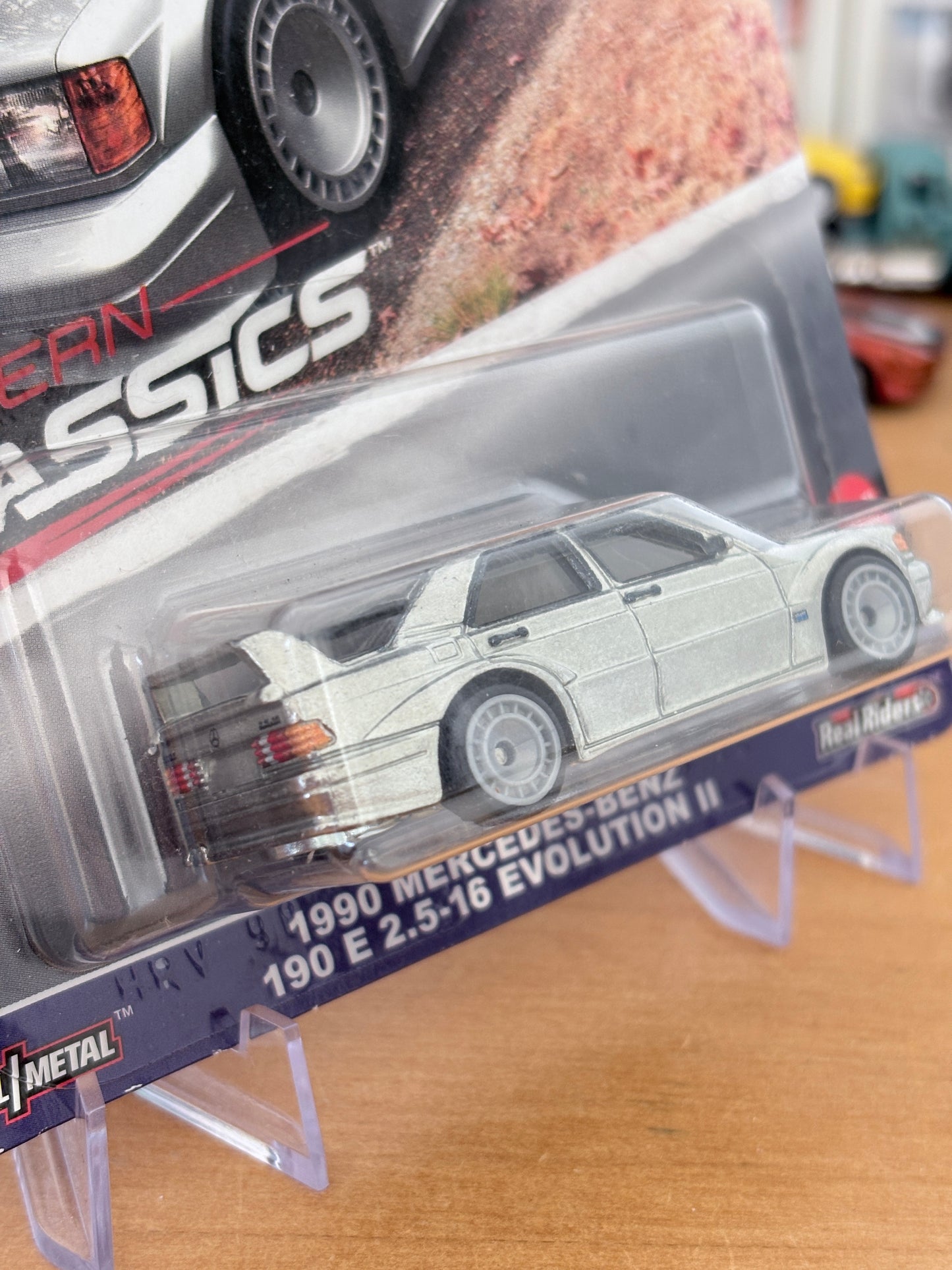 Hot Wheels Mercedes-Benz 190 E 2.5-16 Evolution II | HW Car Culture Modern Classics 2/5