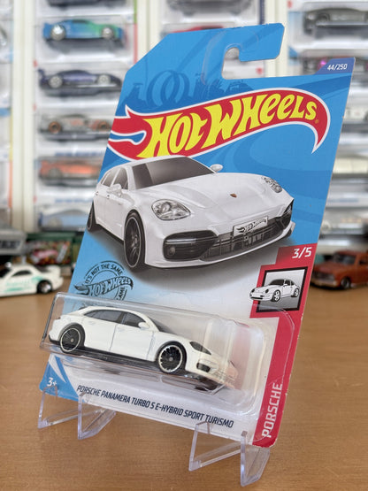 Hot Wheels Porsche Panamera Turbo S E-Hybrid Sport Turismo | 2020 Porsche 3/5 Mainline
