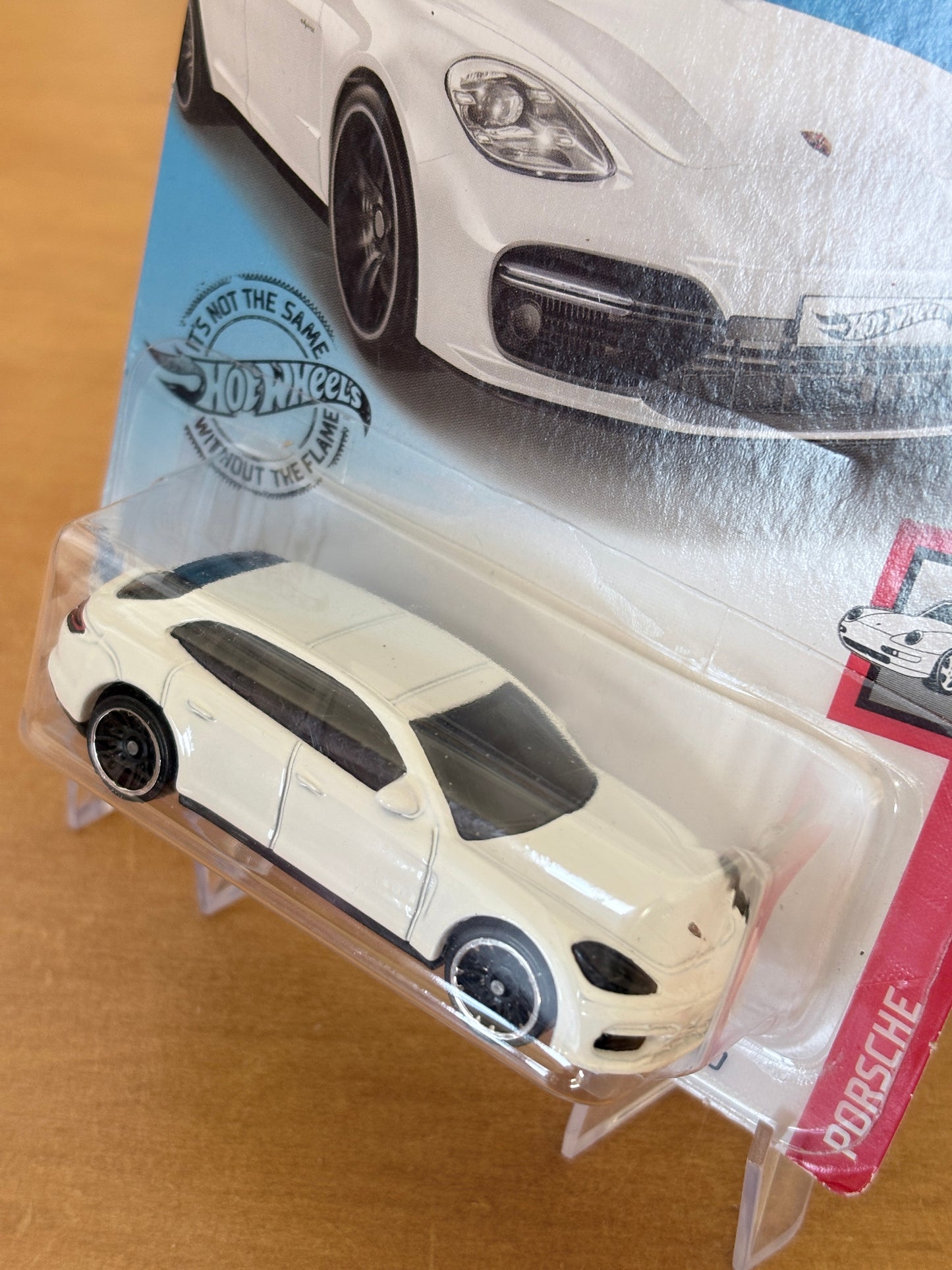 Hot Wheels Porsche Panamera Turbo S E-Hybrid Sport Turismo | 2020 Porsche 3/5 Mainline