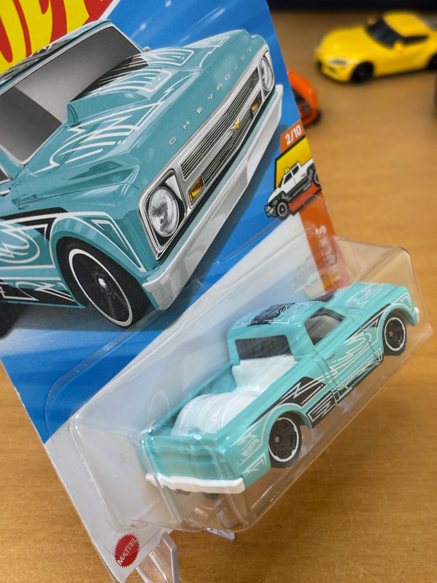 Hot Wheels Mainline / '67 Chevy C10 / 2025 HW Hot Trucks 2/10 (BLUE)