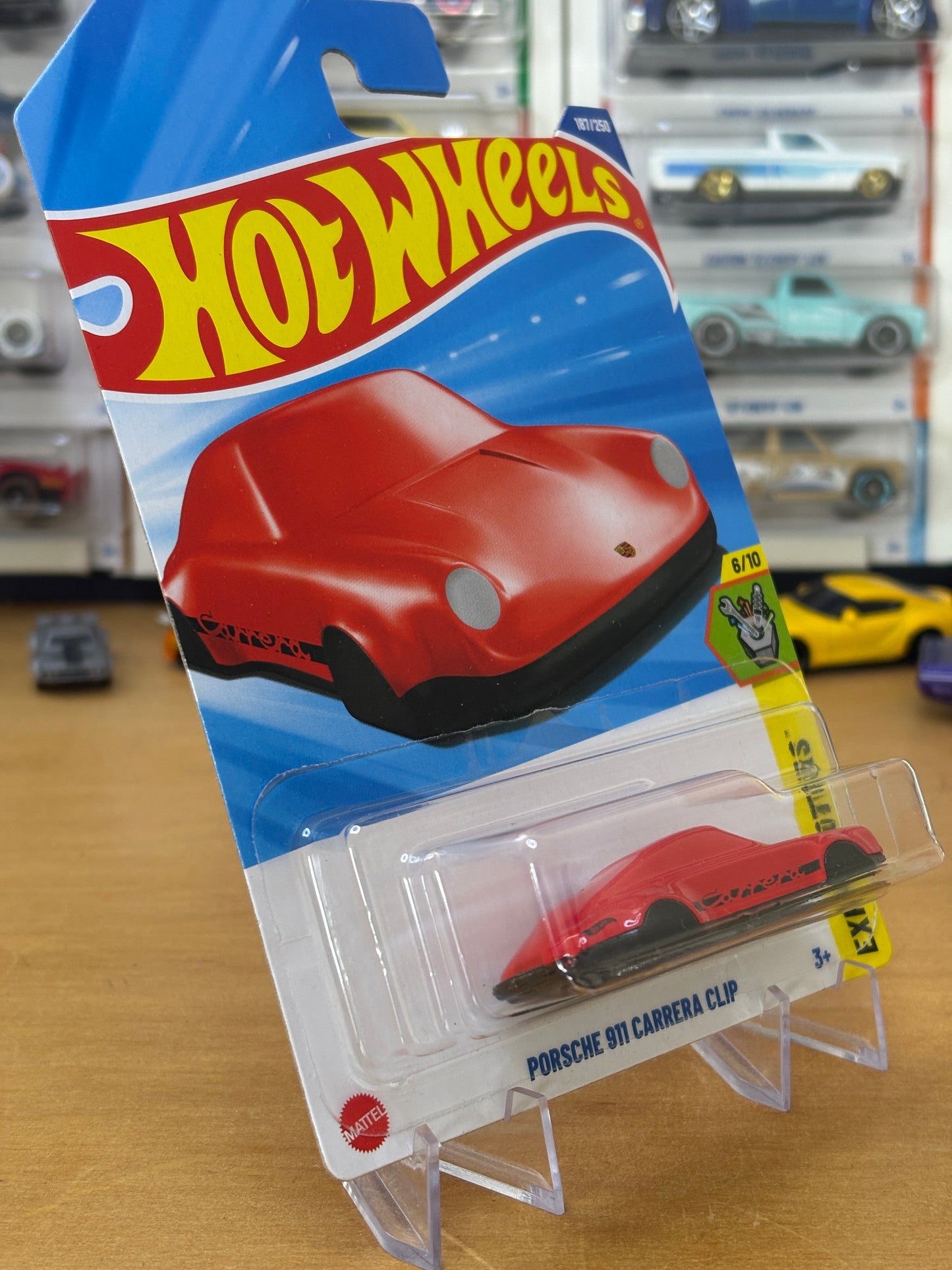 Hot Wheels Mainline / Porsche 911 Carrera Clip / 2025 HW: Experimotors 6/10