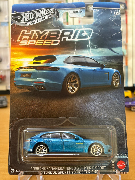 Hot Wheels Silver Series / Porsche Panamera Turbo S E-Hybrid Sport / 2025 Hybrid Speed 4/5
