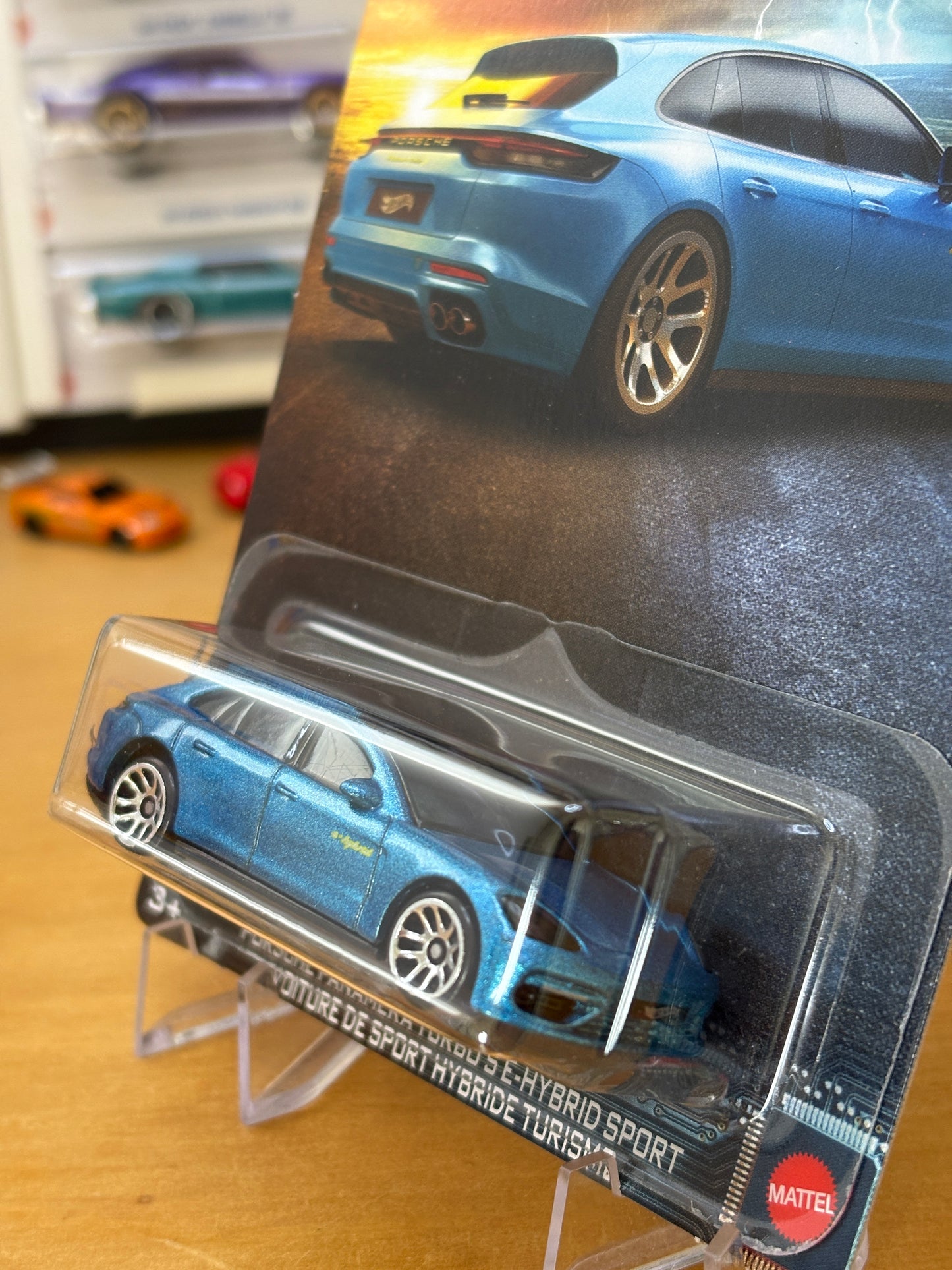 Hot Wheels Silver Series / Porsche Panamera Turbo S E-Hybrid Sport / 2025 Hybrid Speed 4/5