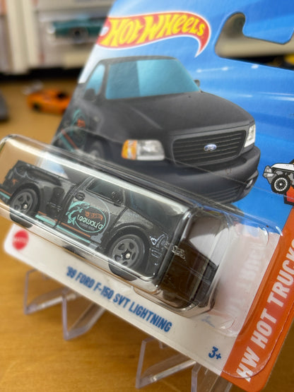 Hot Wheels Mainline / '99 Ford F-150 SVT Lightning / 2025 HW Hot Trucks 7/10 (BLACK) Short Card