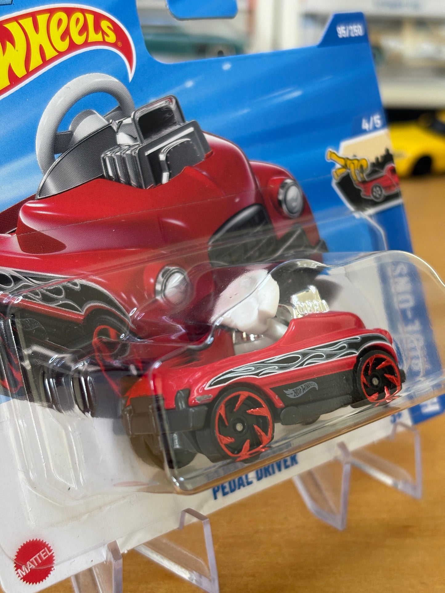 Hot Wheels Mainline Treasure Hunt  / Pedal Driver / 2025 HW Ride-Ons 4/5 (Short Card)