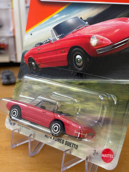 Matchbox Mainline / Alfa Romeo Duetto / 2025 60/125
