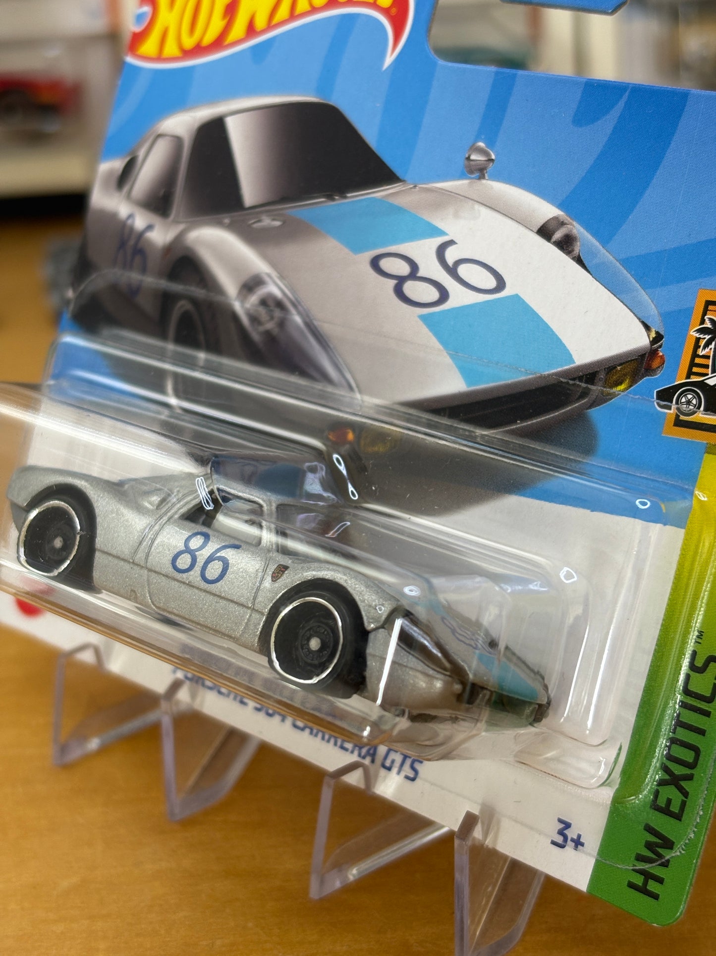 Hot Wheels Mainline / Porsche 904 Carrera GTS / 2024 Exotics 1/10