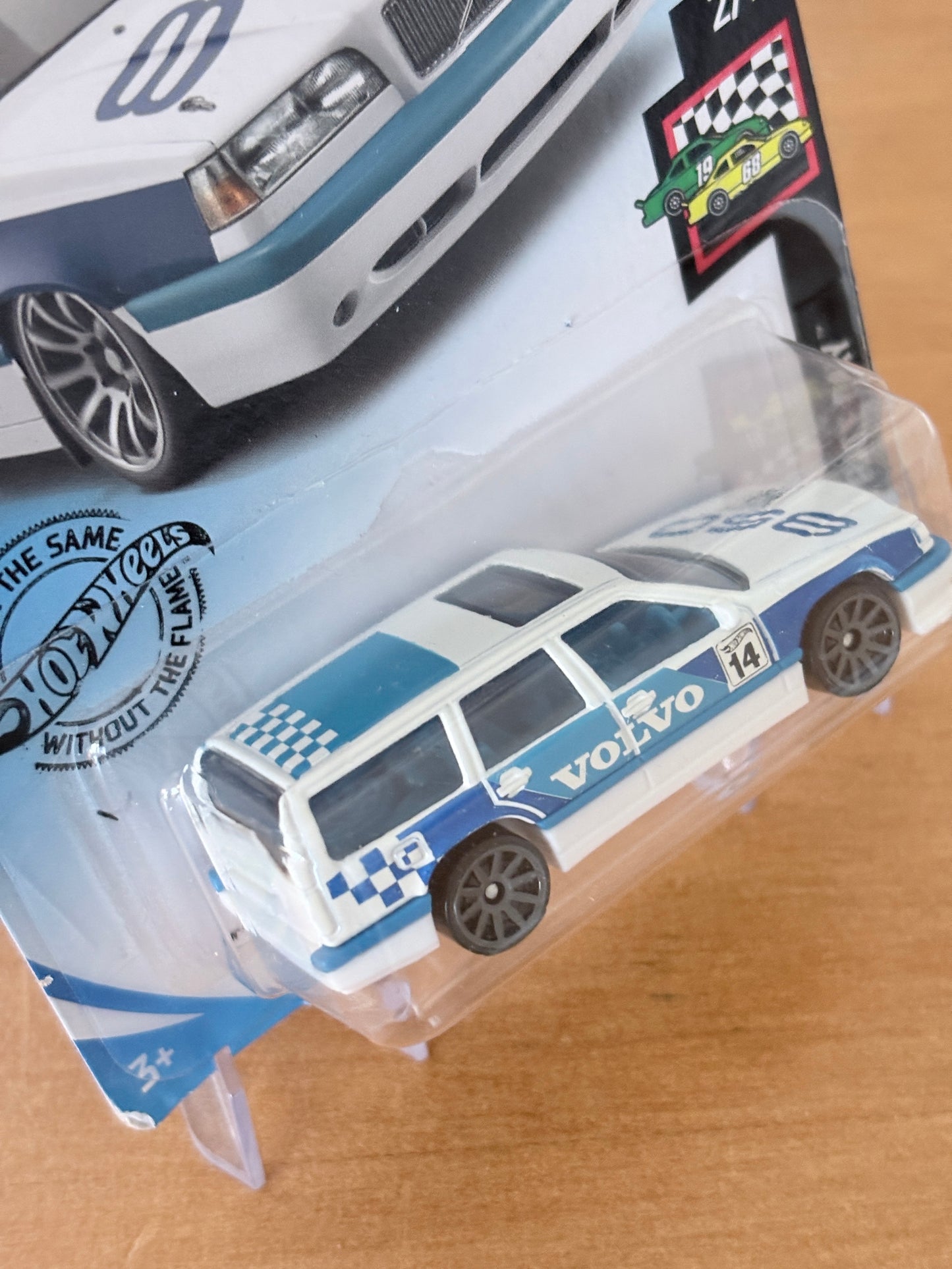 Hot Wheels Volvo 850 Estate | 2020 HW Race Day 2/10 Mainline