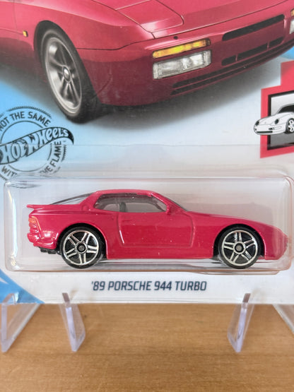 Hot Wheels '89 Porsche 944 Turbo | 2020 Porsche 1/5 Mainline