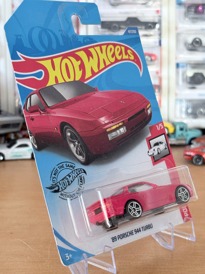 Hot Wheels '89 Porsche 944 Turbo | 2020 Porsche 1/5 Mainline
