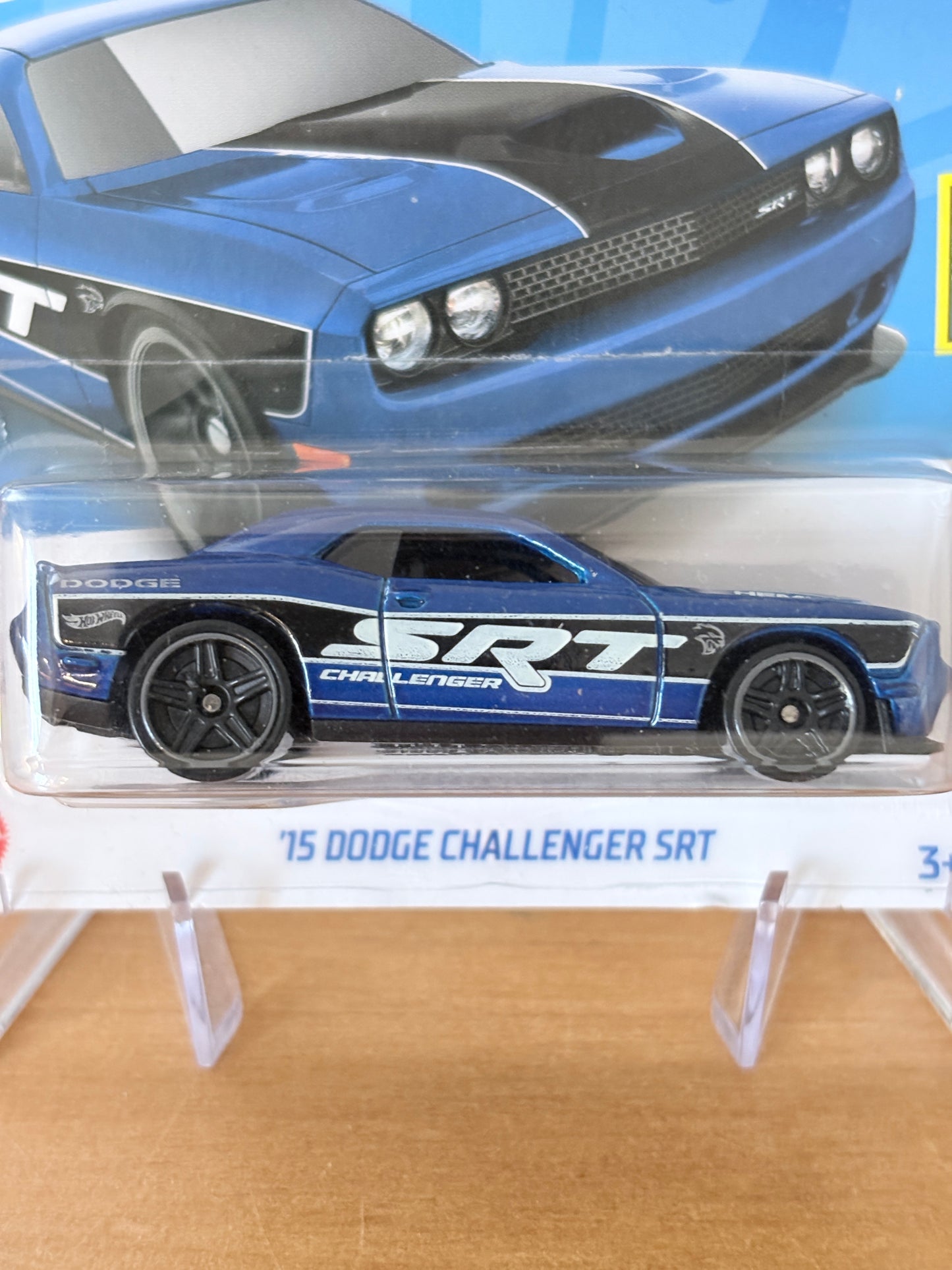 Hot Wheels '15 Dodge Challenger SRT | 2023 Muscle Mania 6/10